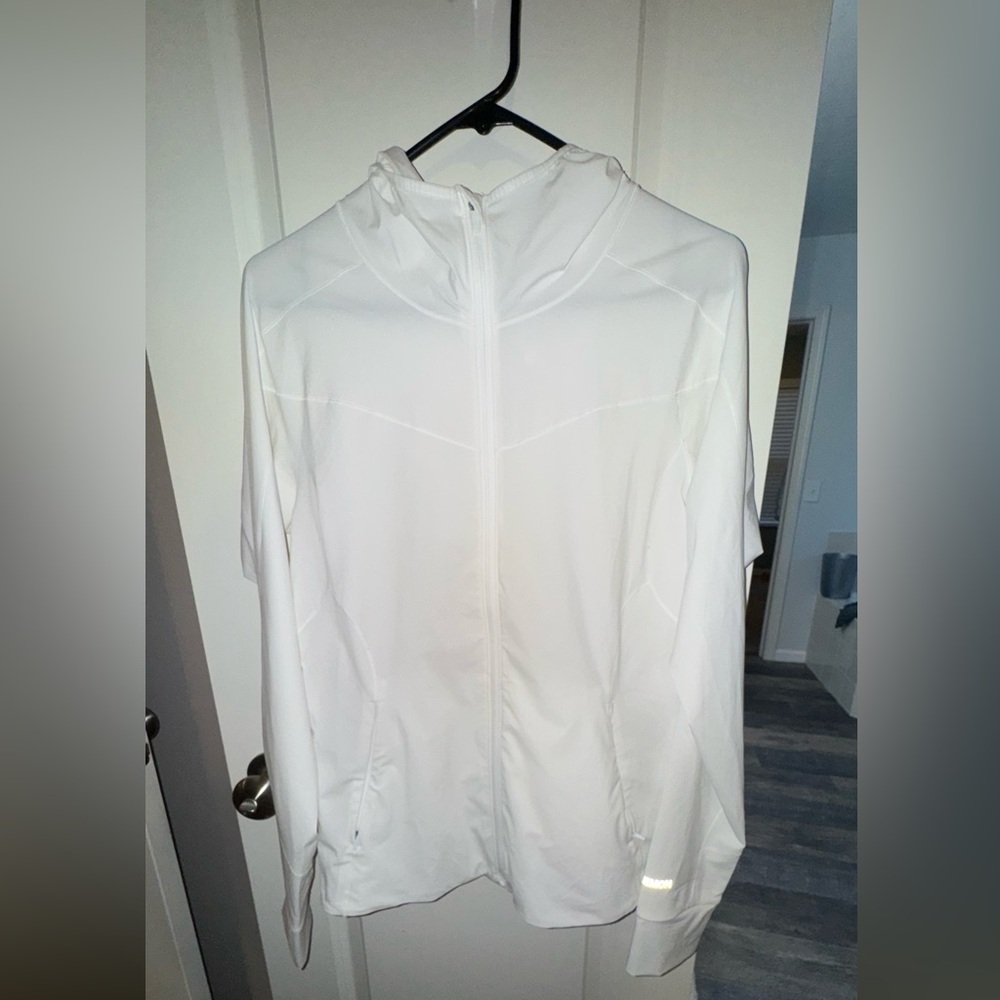 NWOT Lululemon Mistover Windbreaker